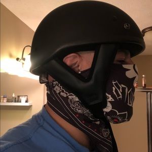 Meet your Posher, Cee